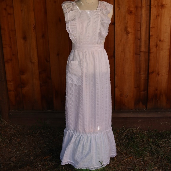 Vintage Victorian Style Seersucker White Cotton Apron By Now Designs SF - Picture 1 of 16